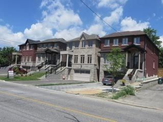 100 Falstaff Ave, Toronto, M6L2E4 | Image 2