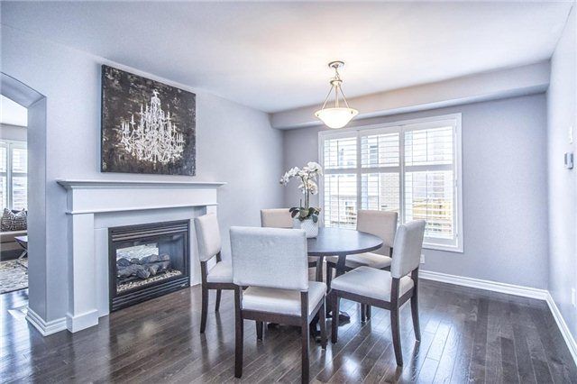 358 Laundon Terr, Milton, L9T 7N9 | Image 3