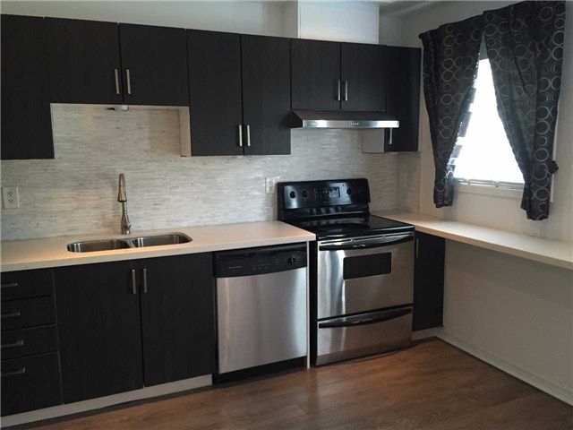 11 - 435 Hensall Circ, Mississauga, L5A 4P1 | Image 3