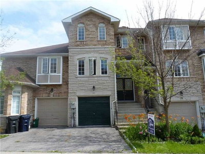 Townhouse sold at 31 Shining Star Crescent, Toronto, Ontario, M6M5L6 - Mount Dennis - MLS: W3256392