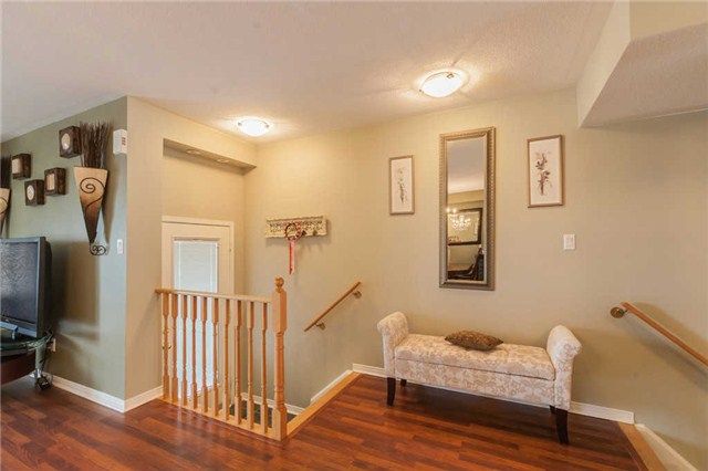 13 - 3975 Eglinton Ave W, Mississauga, L5M0E7 | Image 2