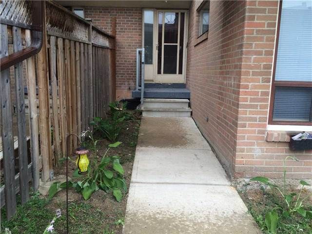 150 - 254 John Garland Blvd, Toronto, M9V1N8 | Image 2