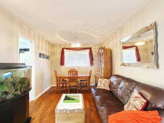 46 Nectarine Cres, Brampton, L6S5Z1 | Image 2