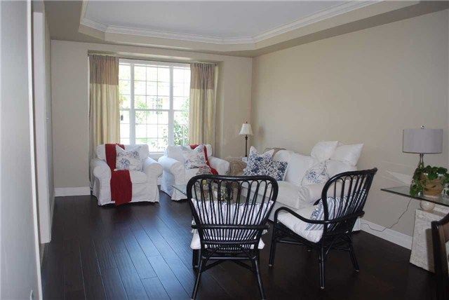 1211 Winter Cres, Milton, L9T6V8 | Image 2