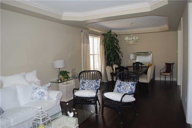 1211 Winter Cres, Milton, L9T6V8 | Image 3