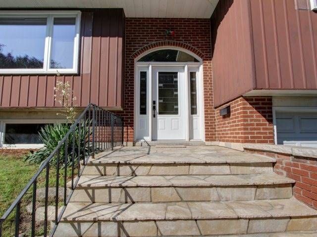 1434 Petrie Way, Mississauga, L5J1G5 | Image 2