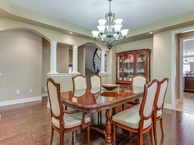 3146 Tacc Dr, Mississauga, L5M0B6 | Image 3