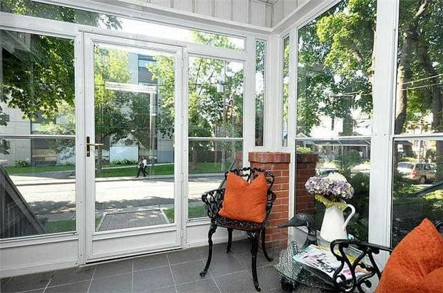 8 Springhurst Ave, Toronto, M6K1A9 | Image 2