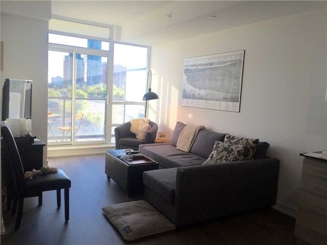 405 - 8 Fieldway Rd, Toronto, M8Z3L2 | Image 2