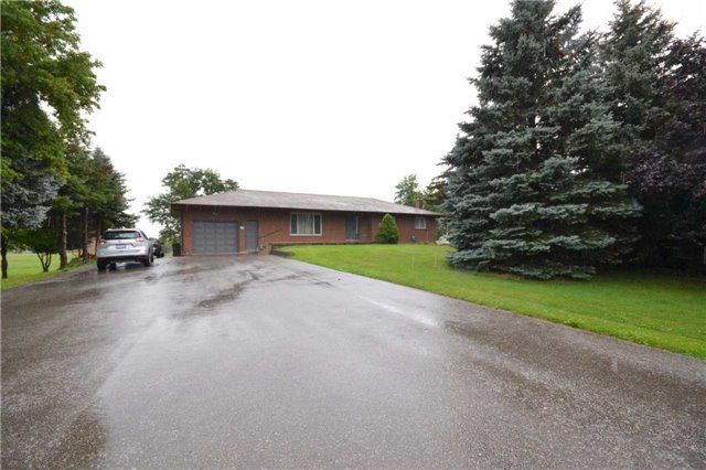 3821 Countryside Dr, Brampton, L6P 0Y5 | Image 2