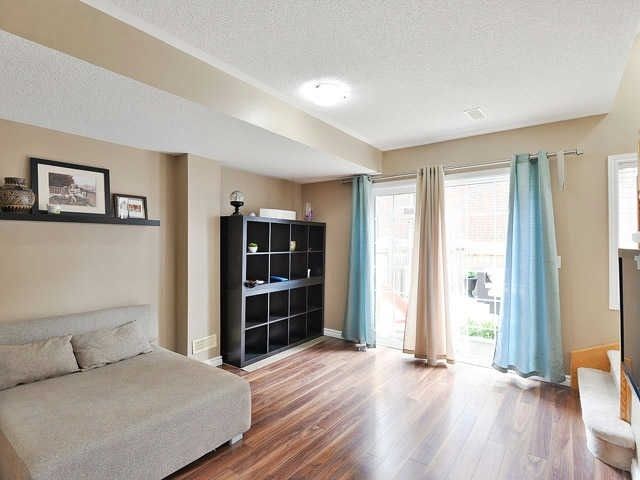 27 Denison Ave, Brampton, L6X0H2 | Image 2