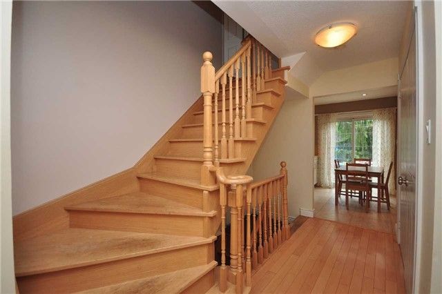 251 O'donoghue Ave, Oakville, L6H3W5 | Image 3