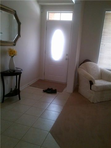 321 Gleave Terr, Milton, L9T8P1 | Image 3