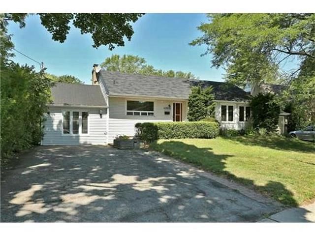 499 Rebecca St, Oakville, L6K1K8 | Image 2