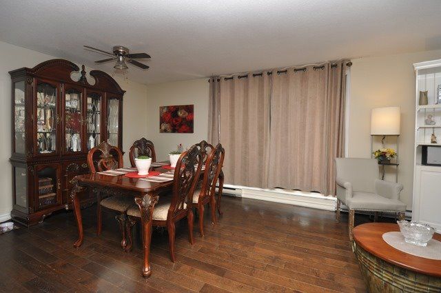 148 - 1066 Falgarwood Dr, Oakville, L6H2P3 | Image 2