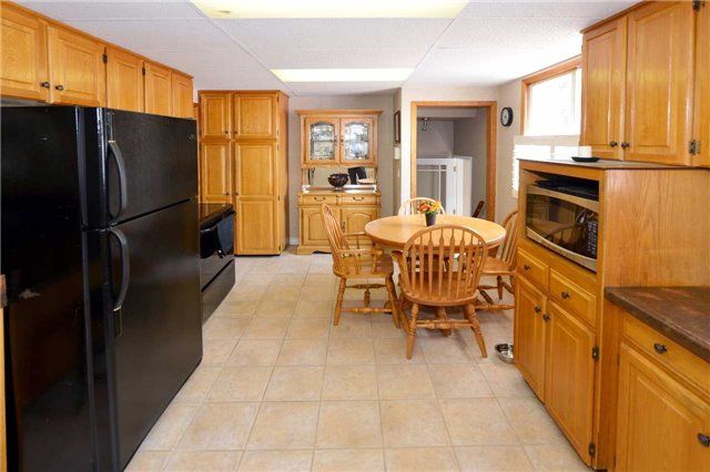 5372 Spruce Ave, Burlington, L7L1N7 | Image 2