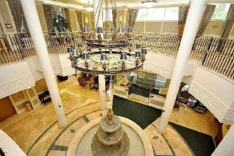 408 - 35 Kingsbridge Garden Circ, Mississauga, L5R3Z5 | Image 3