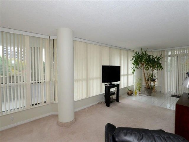 Room1