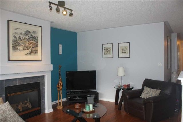 Townhouse leased at 2250 Baronwood Drive, Oakville, West Oak Trails, L6M5E4 - MLS: W3343146