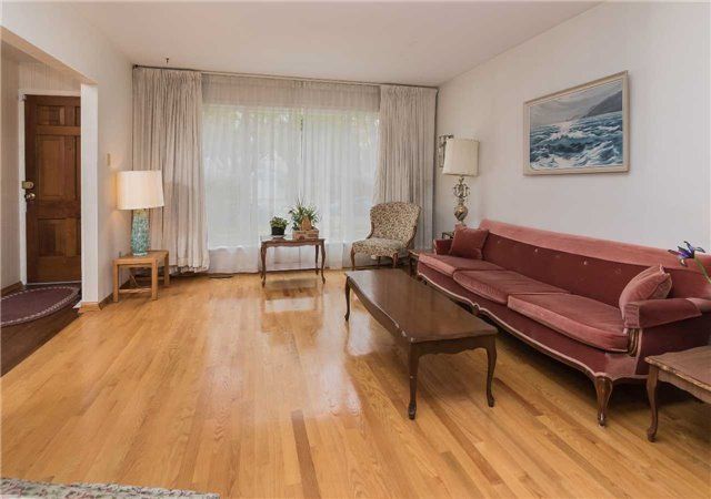 95 Willowridge Rd, Toronto, M9R3Z5 | Image 3