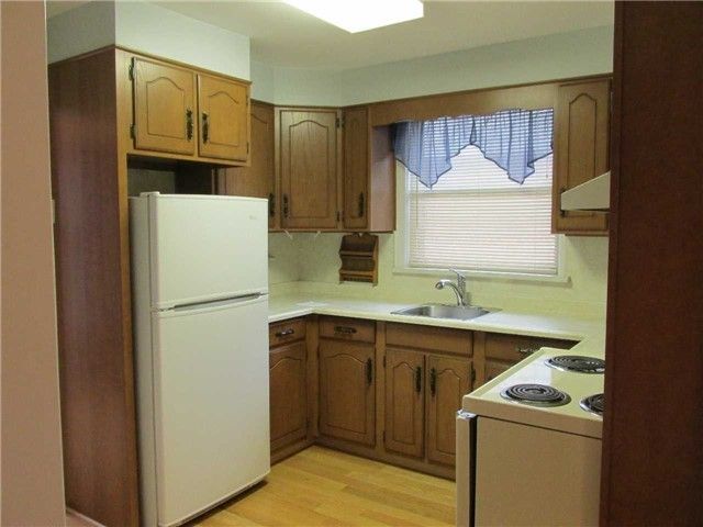 5 Paula Blvd, Toronto, M8W4B5 | Image 2