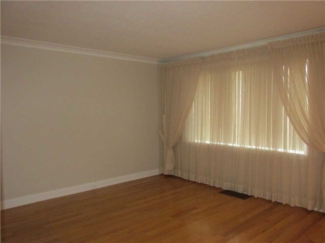 5 Paula Blvd, Toronto, M8W4B5 | Image 3