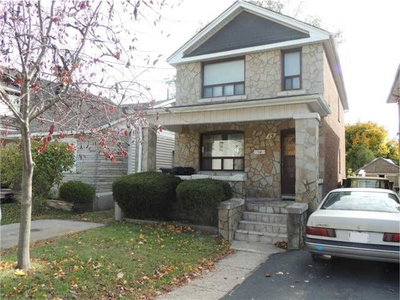Detached House sold at 15 Denison Road, Toronto, Ontario, M9N1B9 - Weston - MLS: W3354437