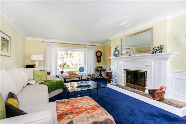 714 Atoka Dr, Mississauga, L5H1Y6 | Image 2