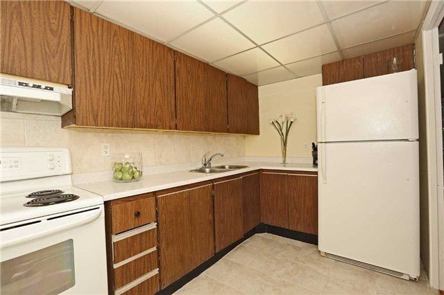 103 - 20 Speers Rd, Oakville, L6K3R5 | Image 3