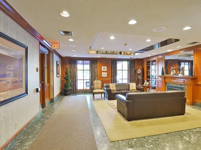 Uph7 - 880 Dundas St W, Mississauga, L5C4H3 | Image 2