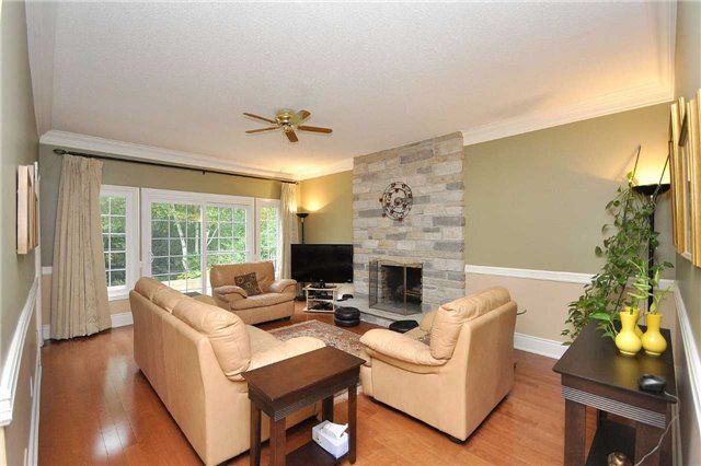 2434 Deer Run Ave, Oakville, L6J6K9 | Image 3