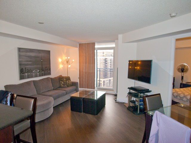Room1