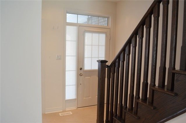 36 Denali Cres, Brampton, L6P 3X1 | Image 3