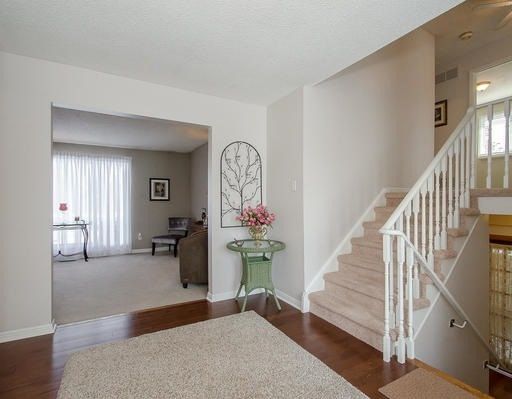 42 Boreham Circ, Brampton, L6Z1T4 | Image 3