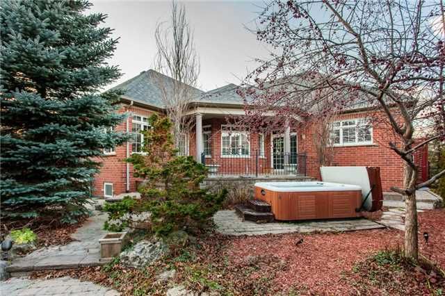 50 Links Lane, Brampton, L6Y5H1 | Image 2