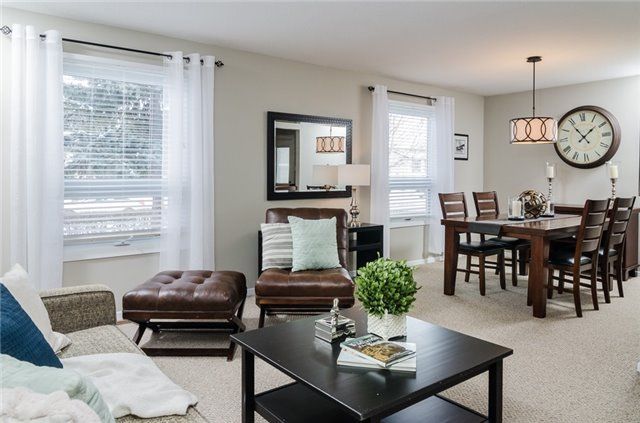 584 Elliott Cres, Milton, L9T3G4 | Image 3