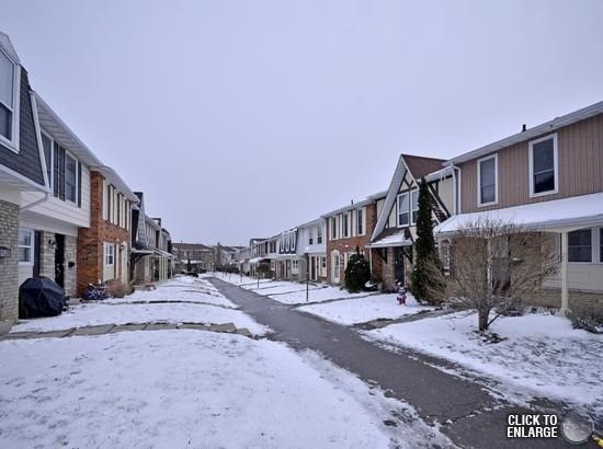 4 - 2252 Upper Middle Rd, Burlington, L7P2Z9 | Image 3