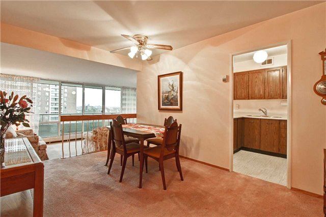 708 - 31 Four Winds Dr, Toronto, M3J1K9 | Image 2