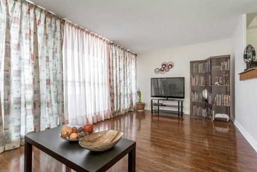 211 - 1 Four Winds Dr, Toronto, M3J2T1 | Image 3