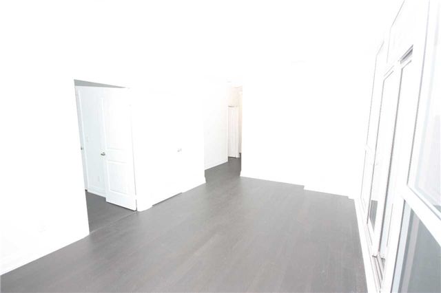 505 - 65 Speers Rd, Oakville, L6L5Y7 | Image 2