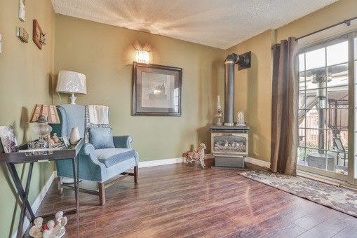 9 Horatio Crt, Brampton, L6S1X8 | Image 2