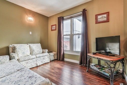 9 Horatio Crt, Brampton, L6S1X8 | Image 3