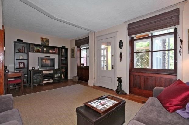 66 Beechwood Ave, Toronto, M6N4T3 | Image 3