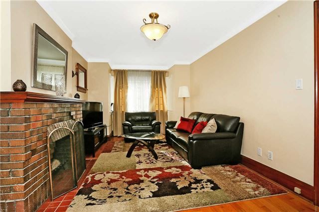 Room1