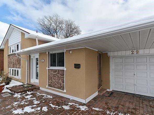 29 Ellesboro Dr, Mississauga, L5N1C3 | Image 2