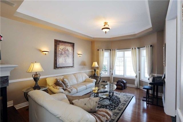 6 Golfway Crt, Caledon, L7E-0B3 | Image 3