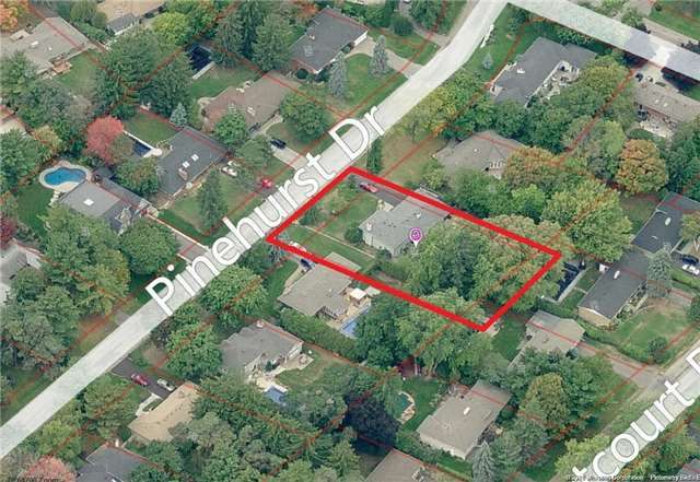 261 Pinehurst Dr, Oakville, L6J4X2 | Image 3