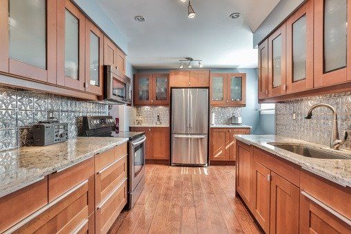 21 Bigham Cres, Toronto, M9C5C5 | Image 3