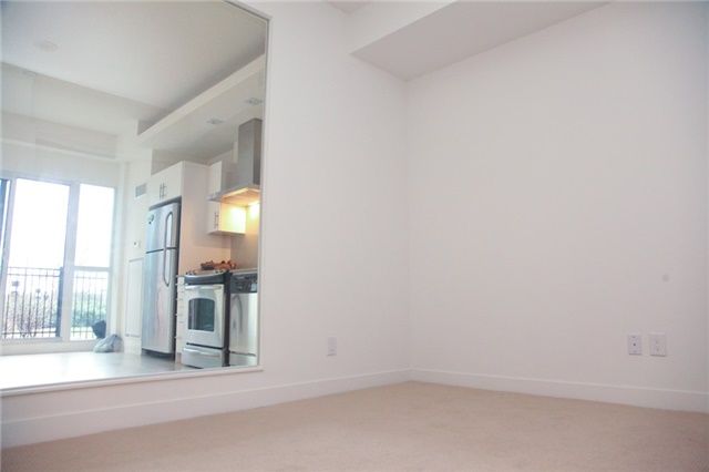 423 - 165 Legion Rd N, Toronto, M8Y0B3 | Image 3