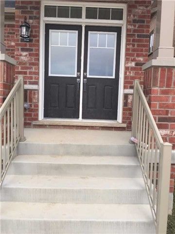 67 Baffin Cres, Brampton, L7A4L1 | Image 2